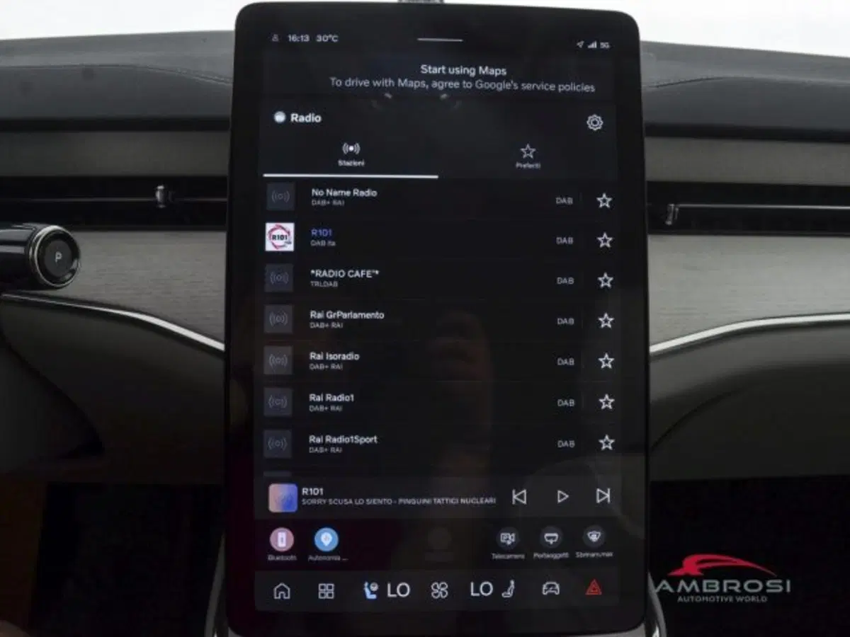Volvo ES90 nuova a Perugia (15)