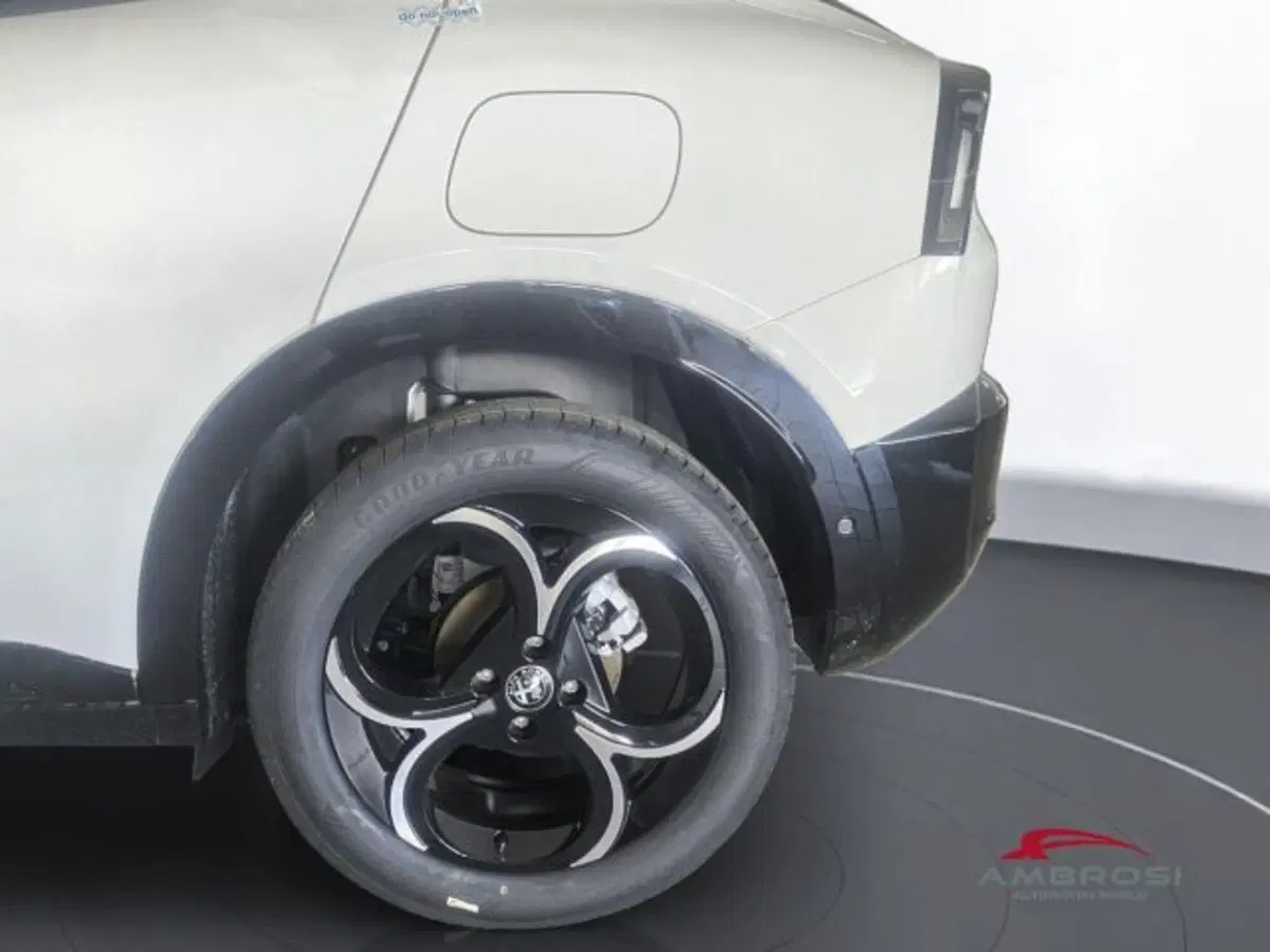 Alfa Romeo Junior nuova a Perugia (15)