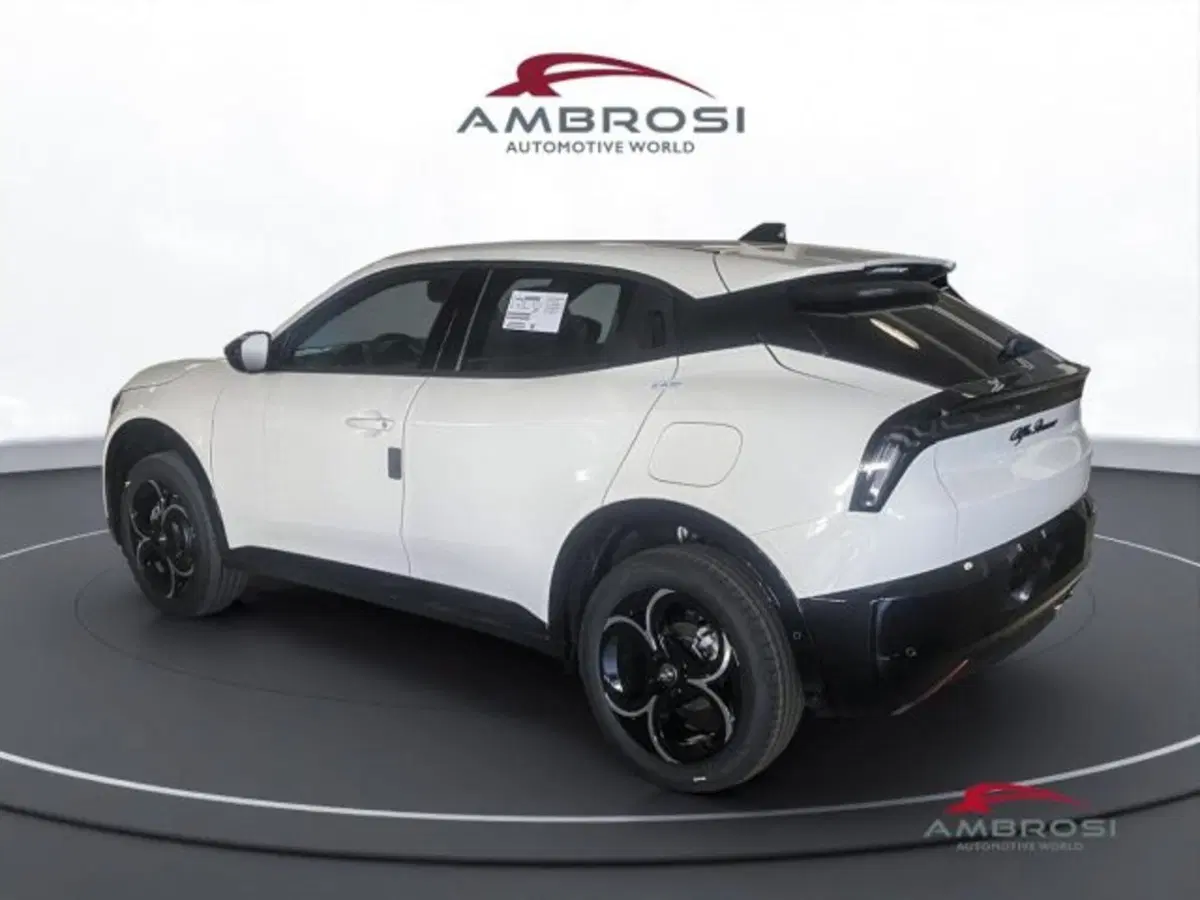 Alfa Romeo Junior nuova a Perugia (5)