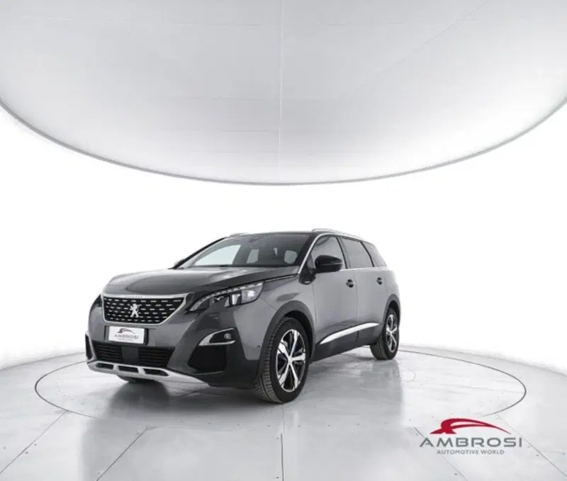 Peugeot 5008 usata a Perugia