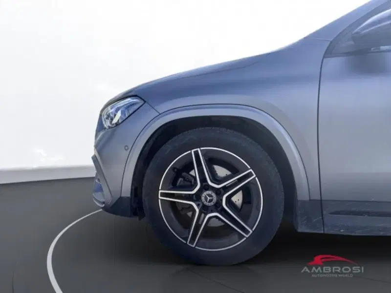 Mercedes-Benz GLA SUV usata a Perugia (14)