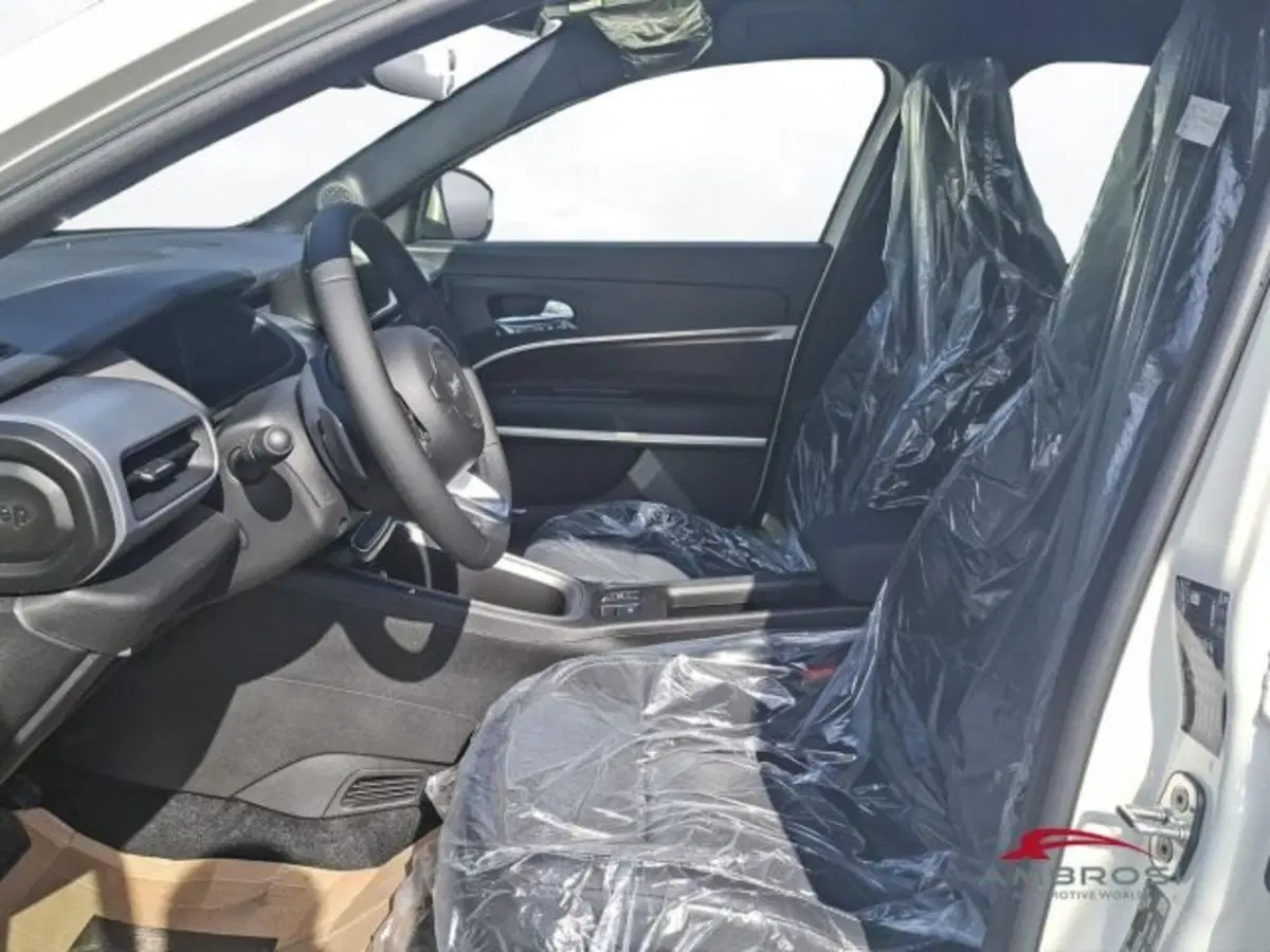 Jeep Avenger nuova a Perugia (10)