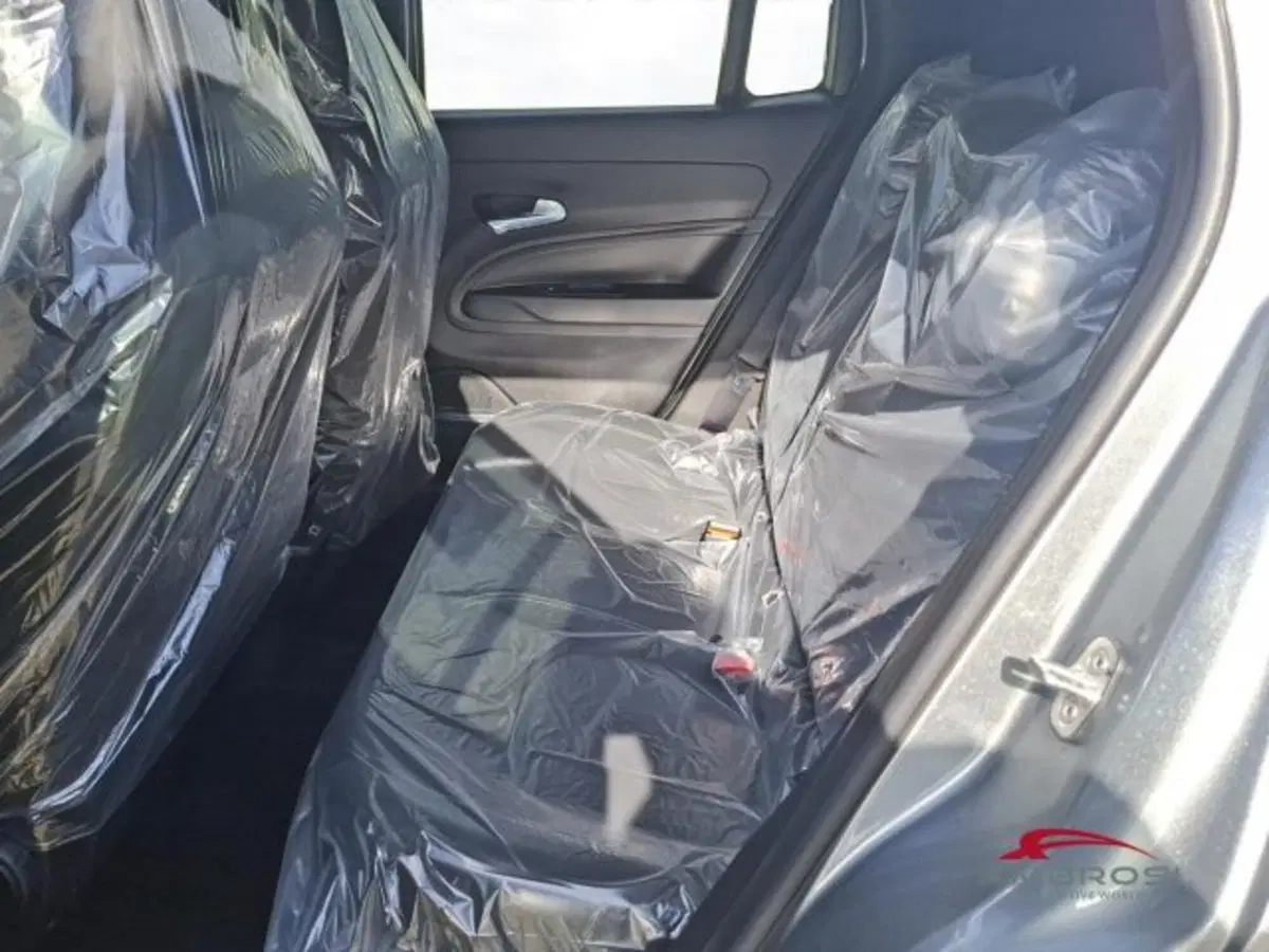 Jeep Avenger nuova a Perugia (11)