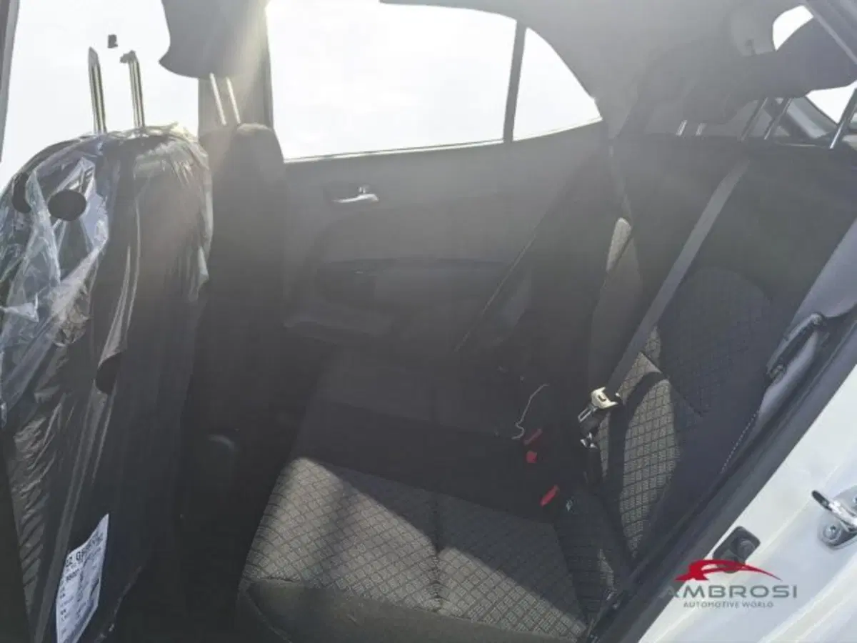 Kia Picanto nuova a Perugia (11)