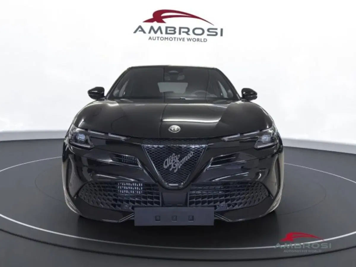Alfa Romeo Junior nuova a Perugia (7)