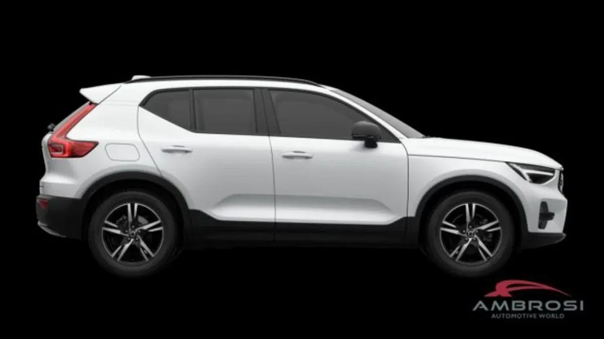 Volvo XC40 nuova a Perugia (6)