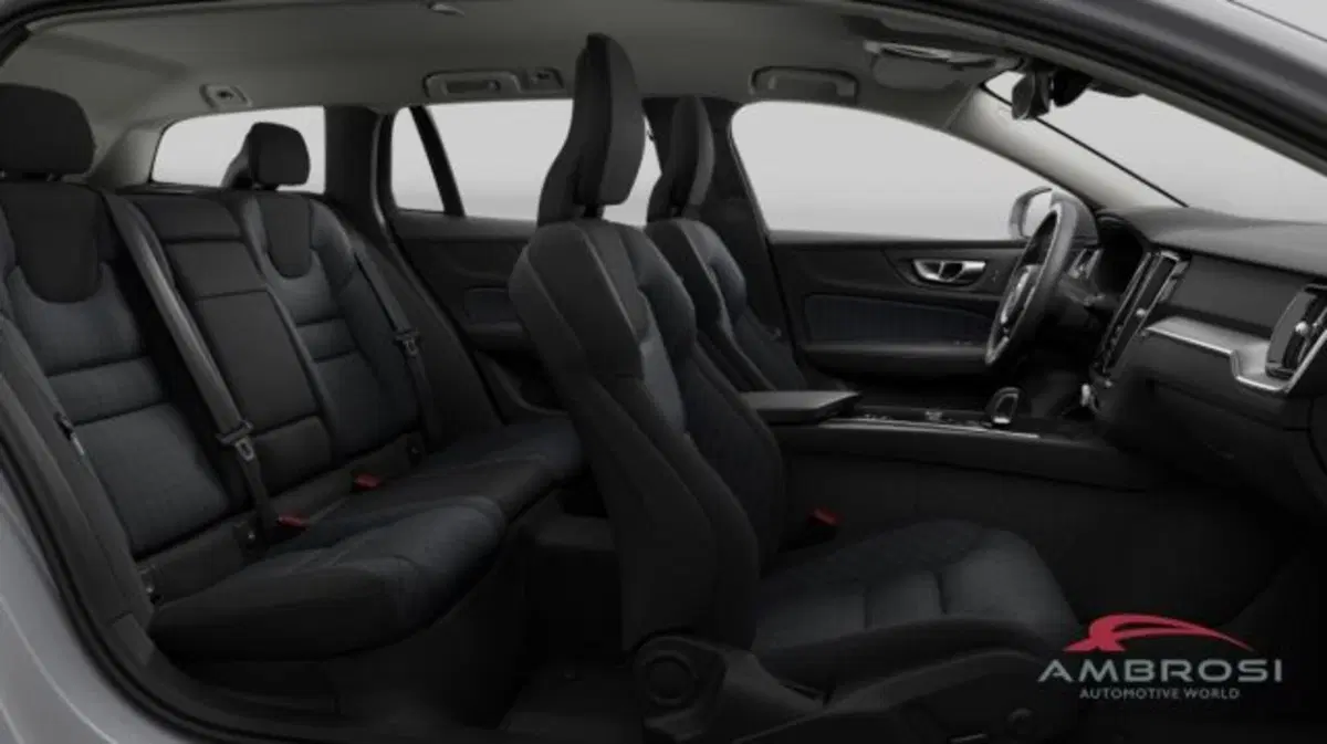 Volvo V60 nuova a Perugia (10)