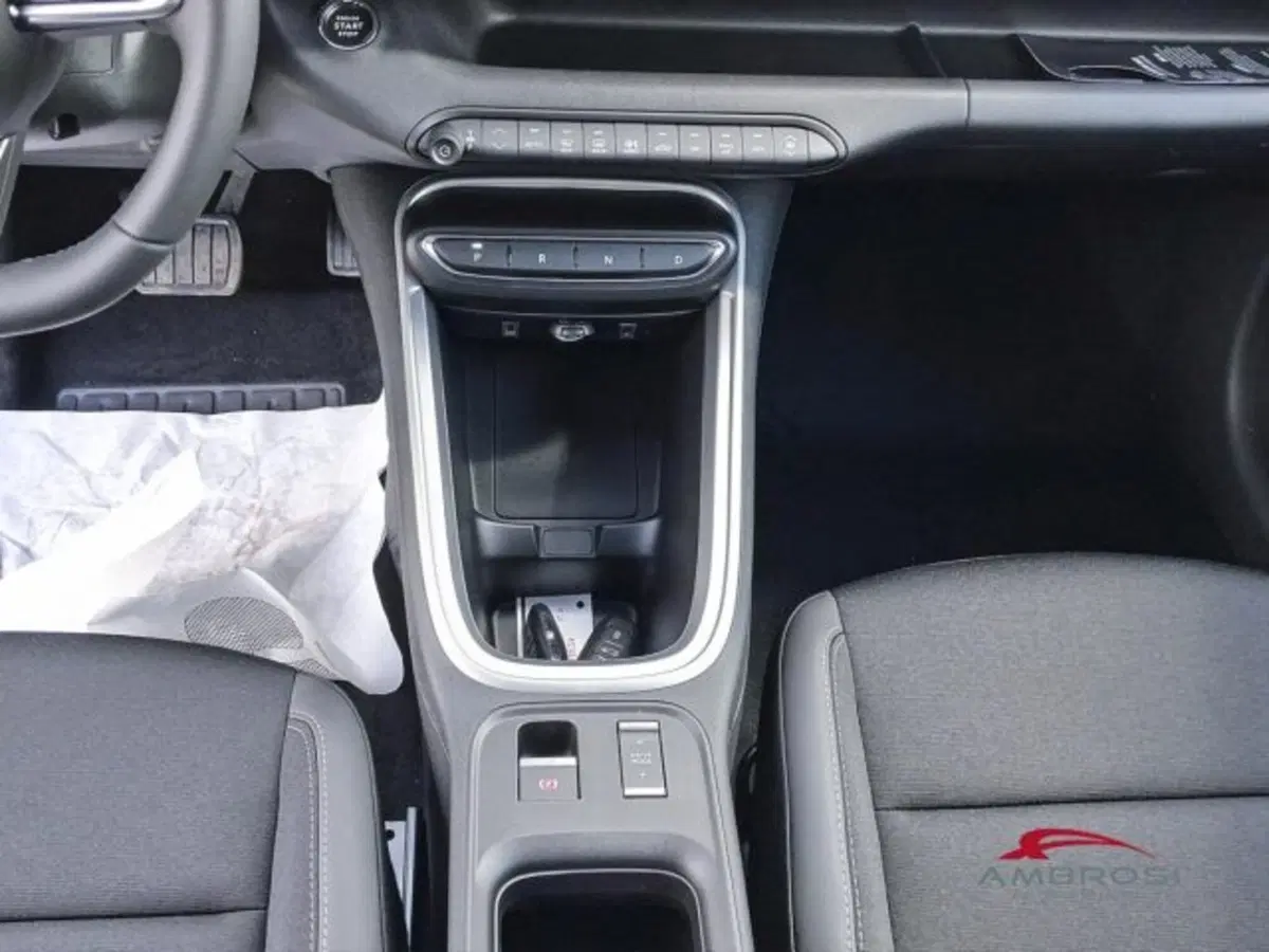 Jeep Avenger nuova a Perugia (15)