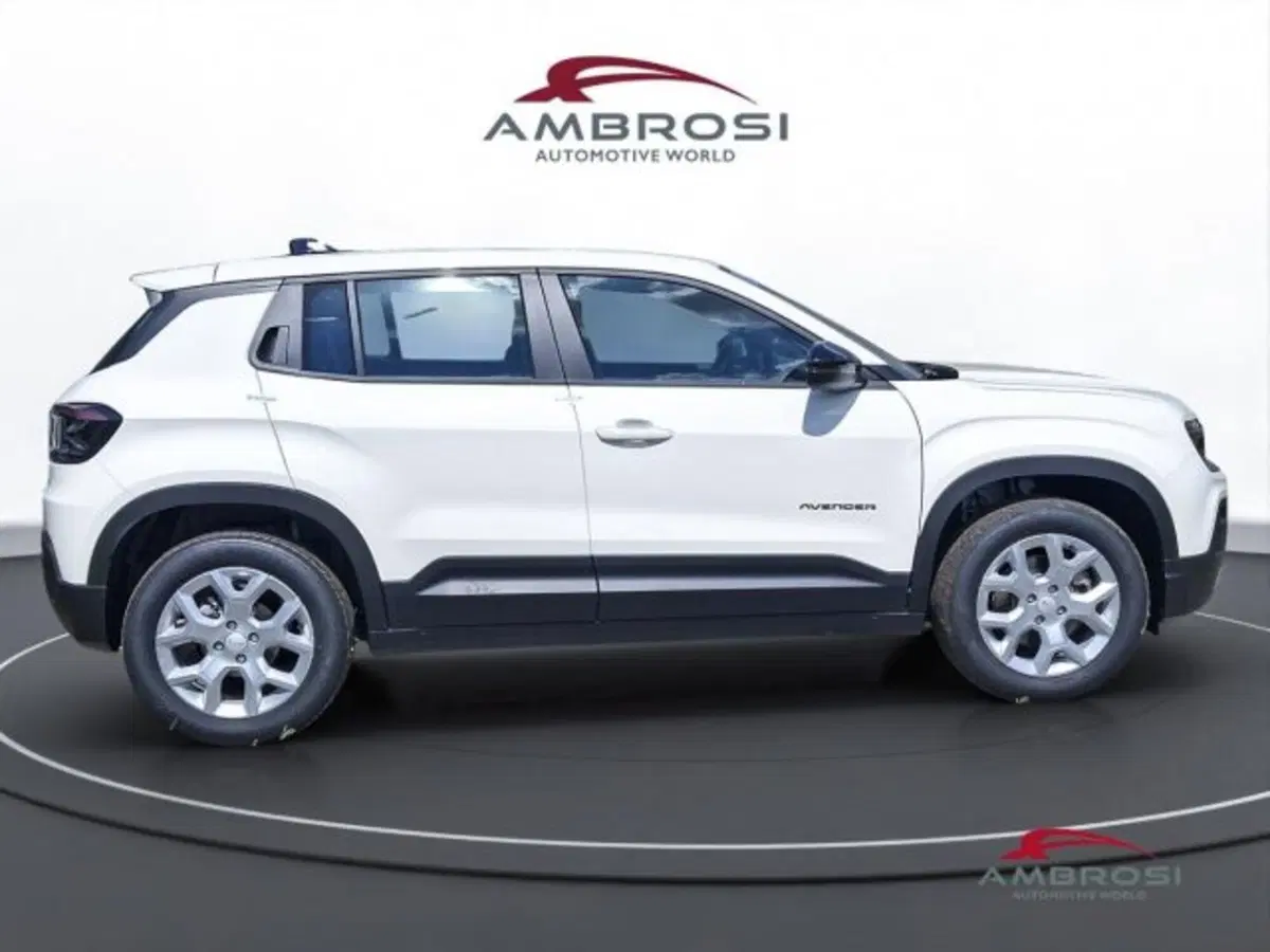 Jeep Avenger nuova a Perugia (5)