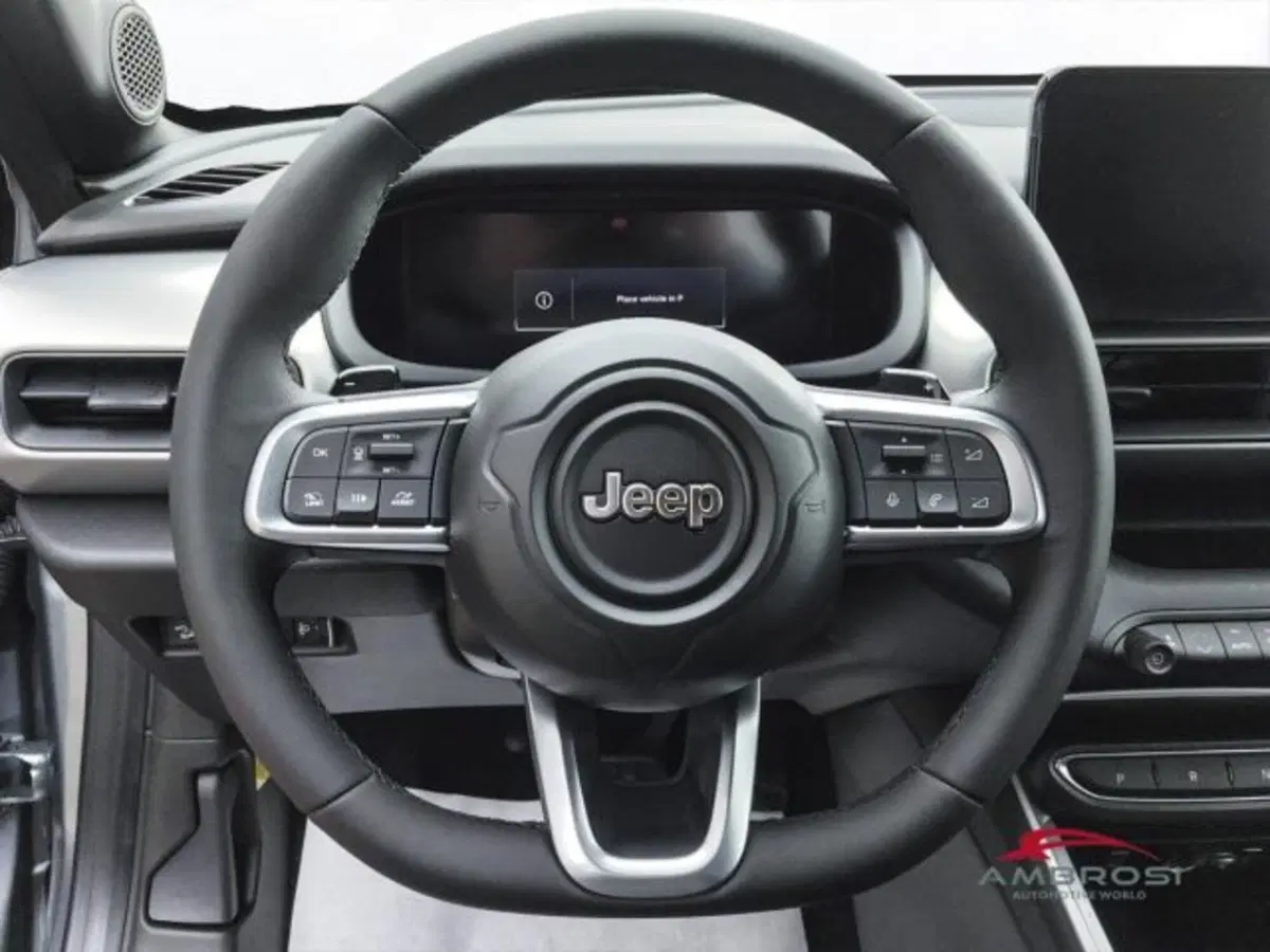 Jeep Avenger nuova a Perugia (14)