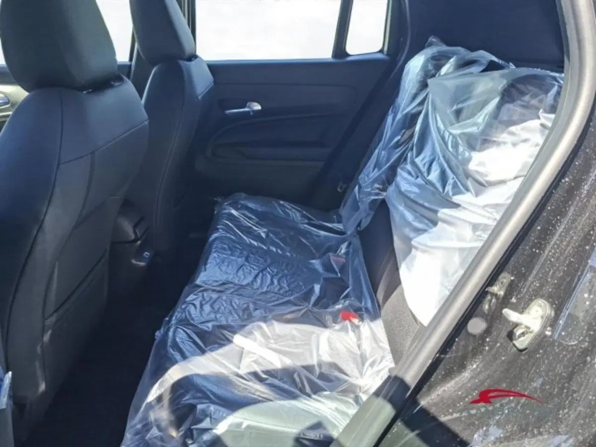 Jeep Avenger nuova a Perugia (11)