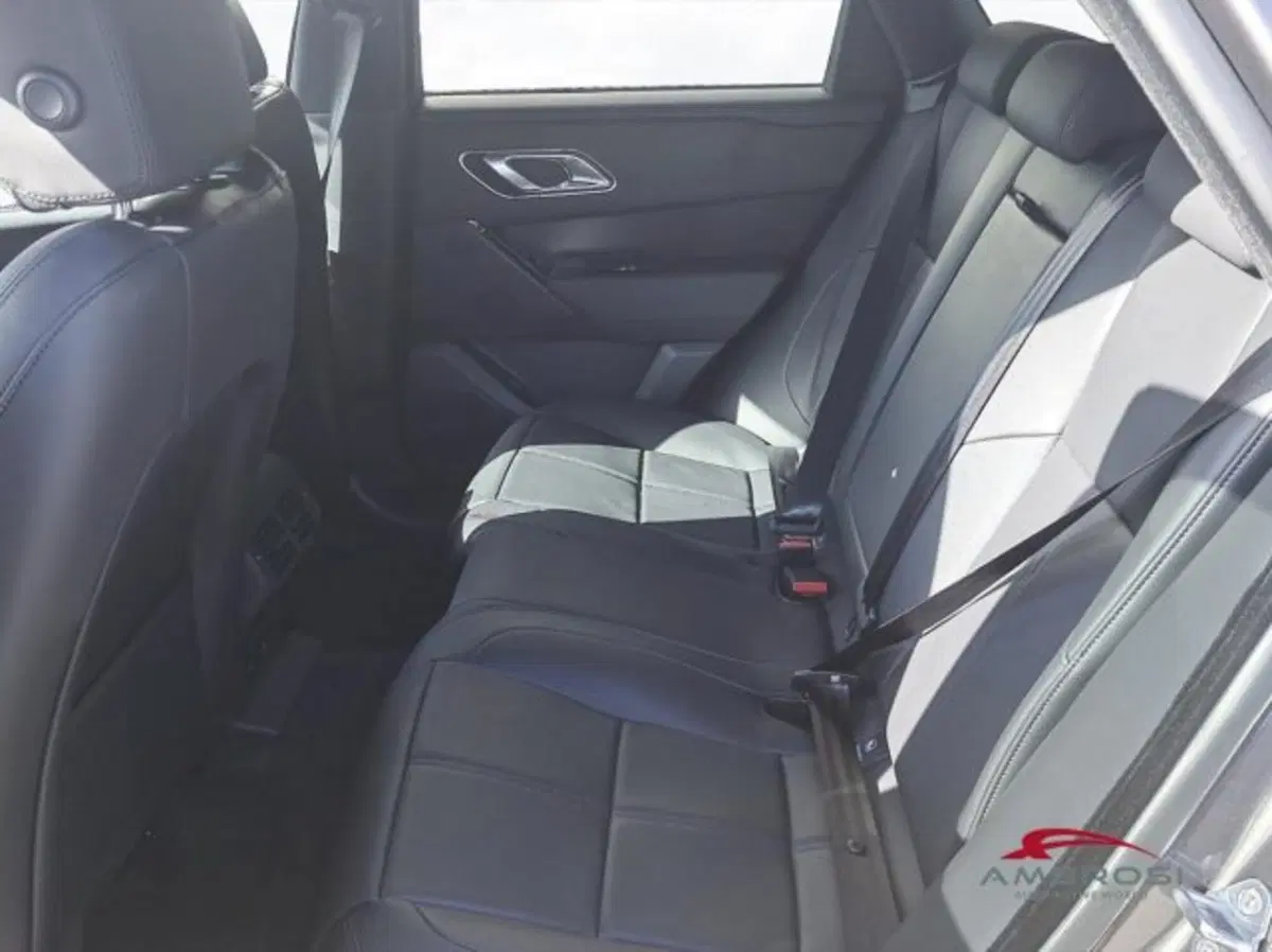 Land Rover Range Rover Velar nuova a Perugia (10)