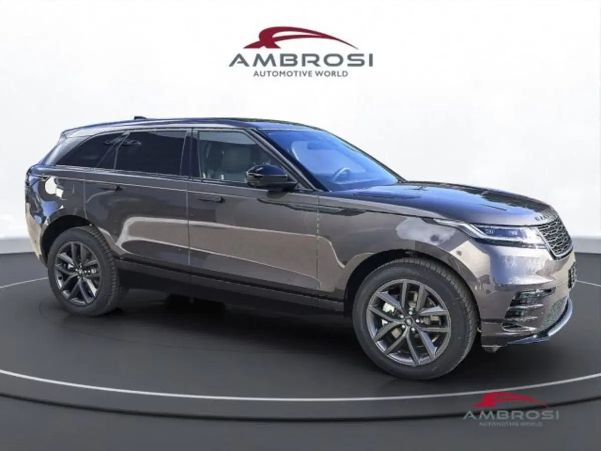 Land Rover Range Rover Velar nuova a Perugia (2)