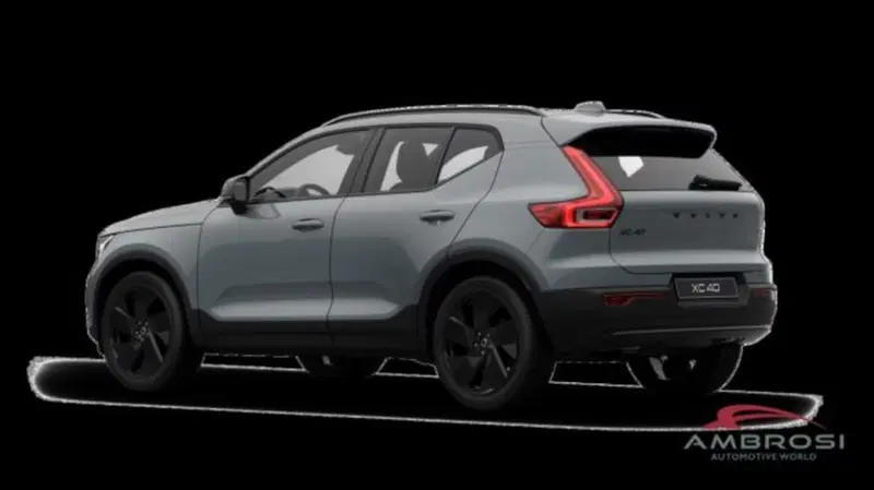 Volvo XC40 nuova a Perugia (3)