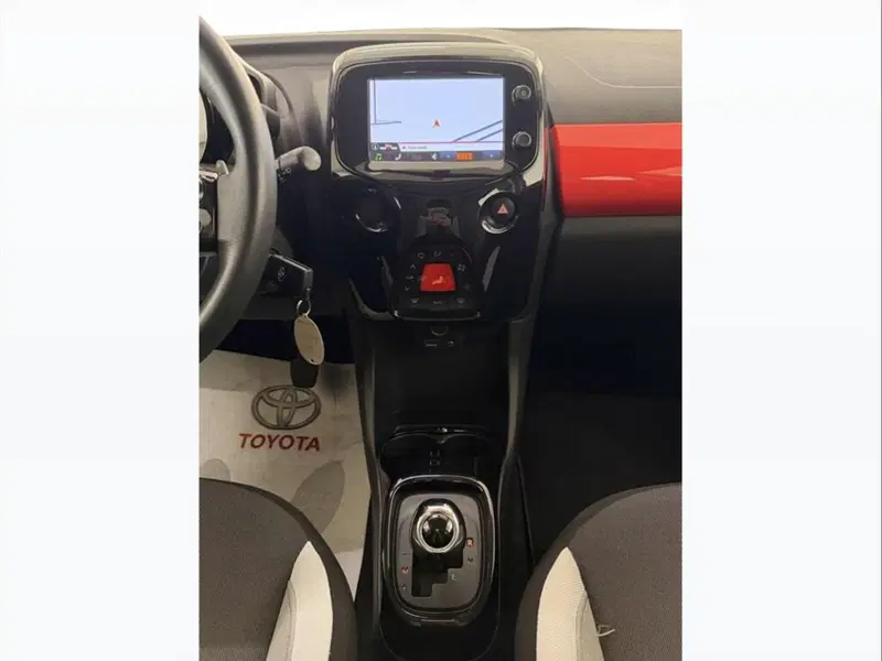 Toyota Aygo usata a Monza e Brianza (12)