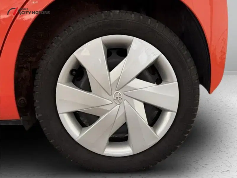 Toyota Aygo usata a Monza e Brianza (14)