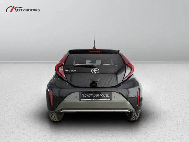 Toyota Aygo X usata a Monza e Brianza (6)