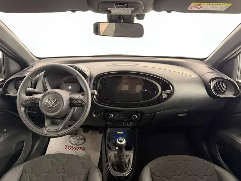 Toyota Aygo X usata a Monza e Brianza (9)