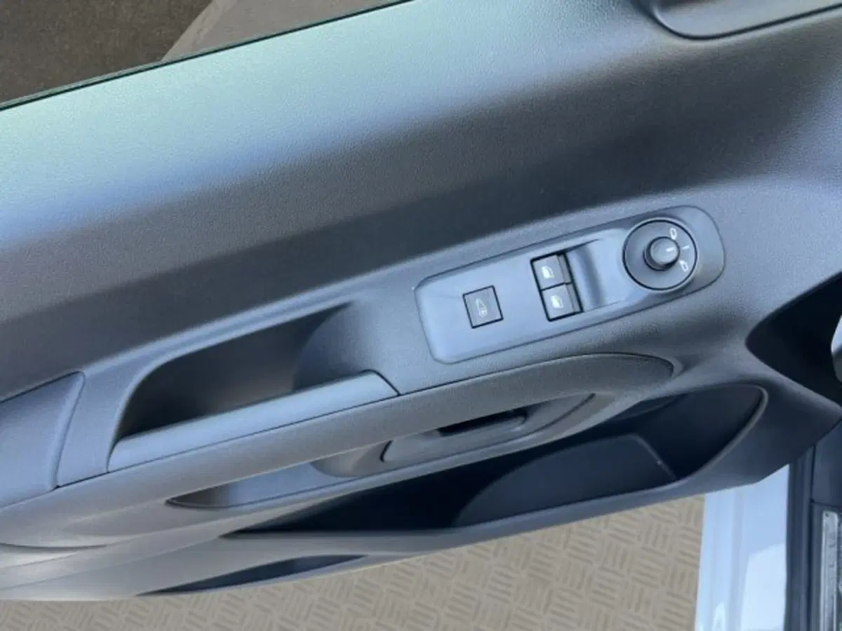 Opel Combo Furgone nuova a Perugia (16)