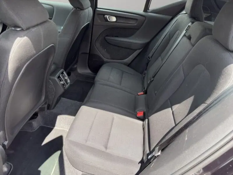 Volvo XC40 usata a Perugia (17)