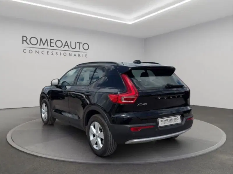 Volvo XC40 usata a Perugia (4)