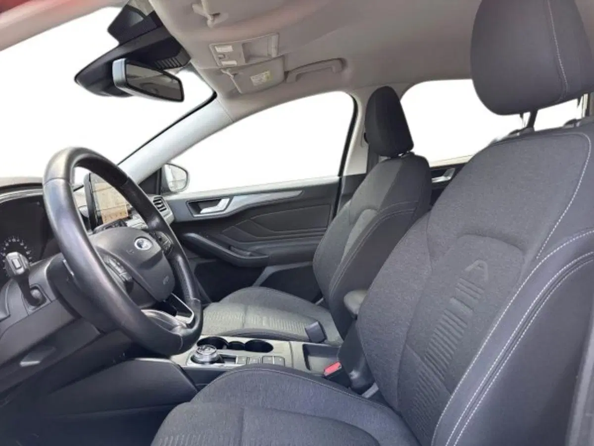 Ford Focus Station Wagon usata a Bologna (12)