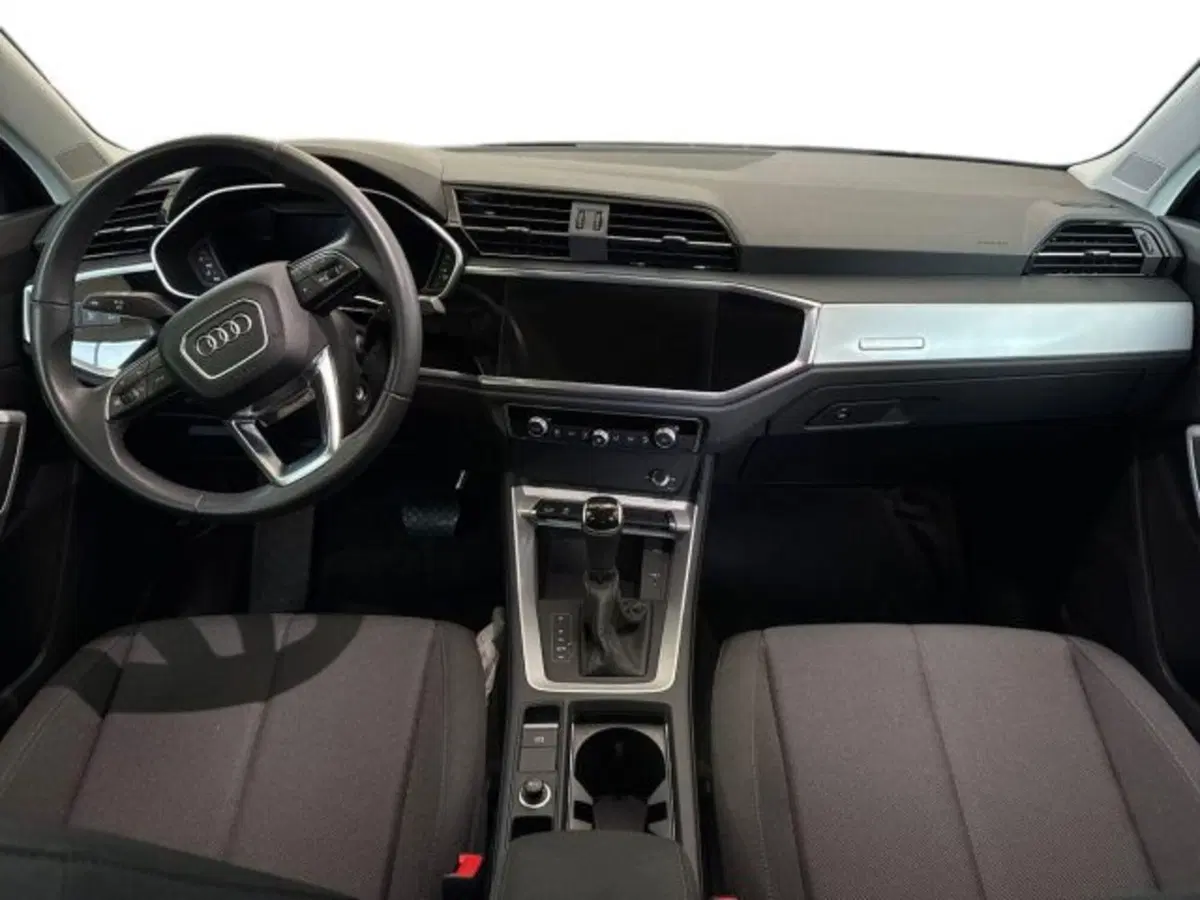 Audi Q3 Sportback usata a Bologna (9)
