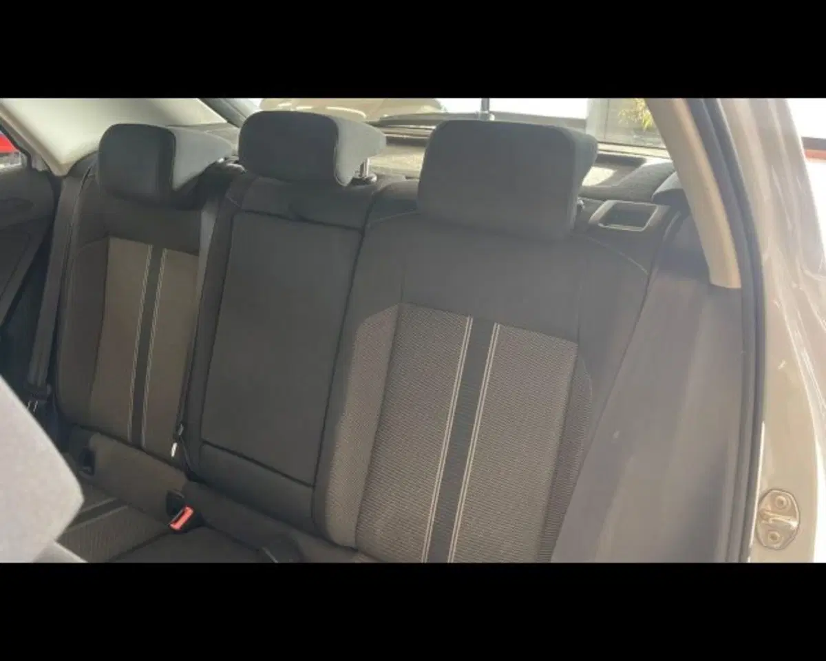 Volkswagen T-Roc usata a Bologna (16)