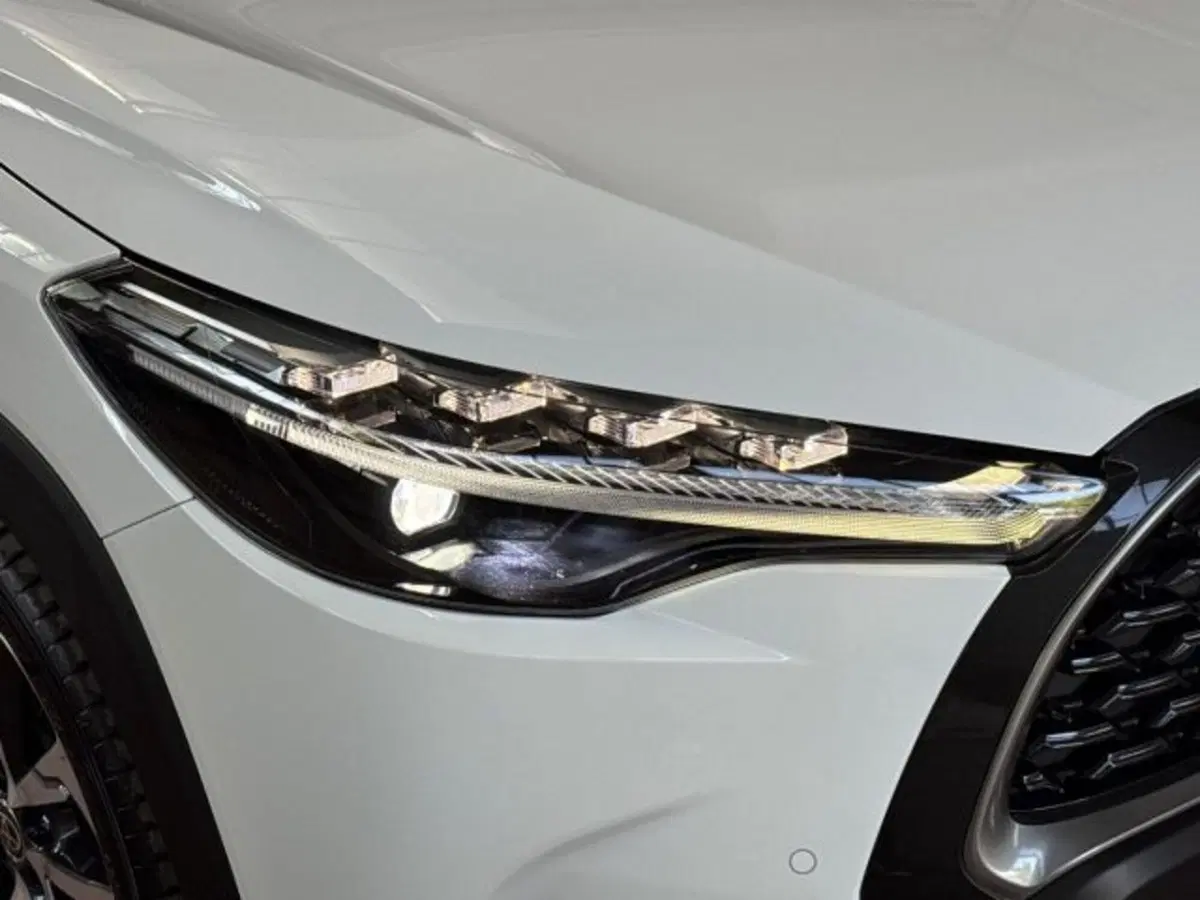Toyota Corolla Cross Hybrid usata a Bologna (7)