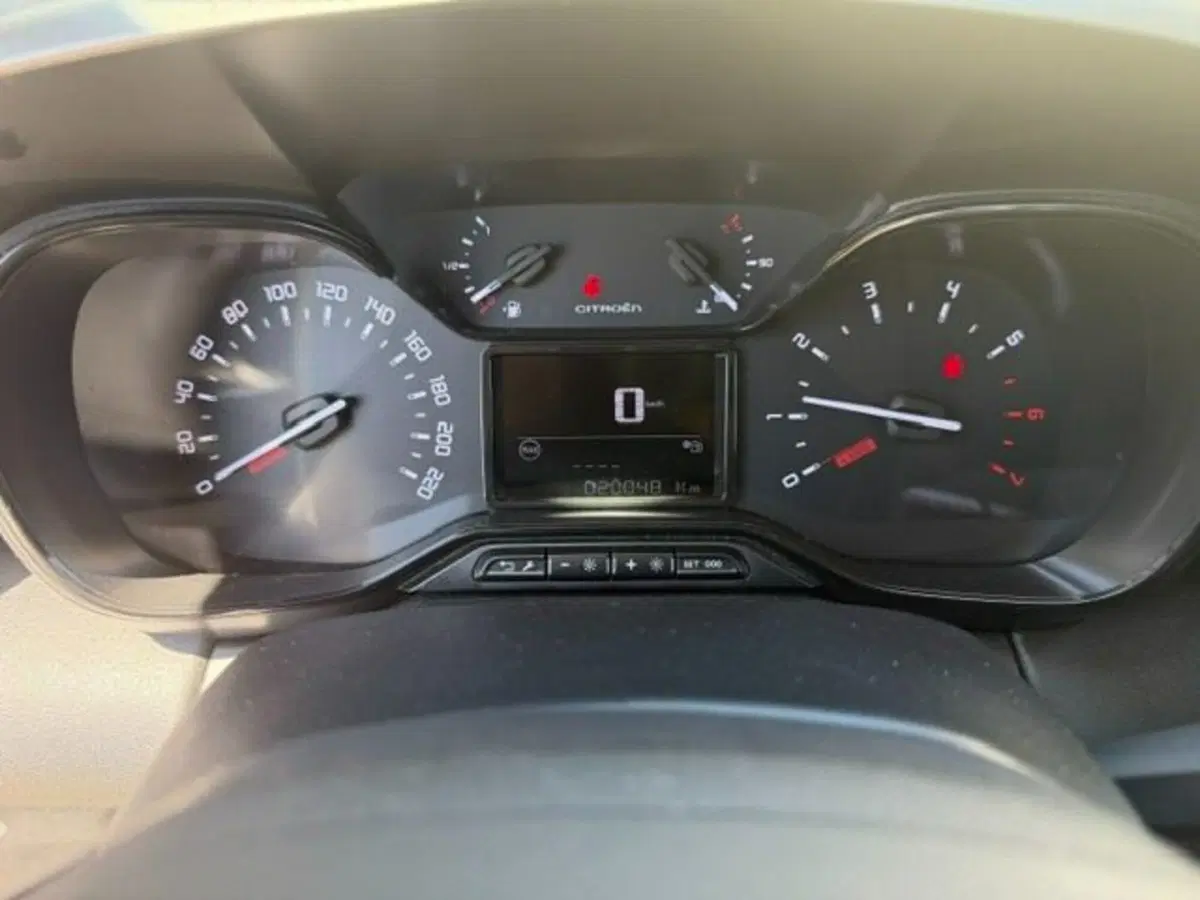 Citroen C3 Aircross usata a Prato (13)