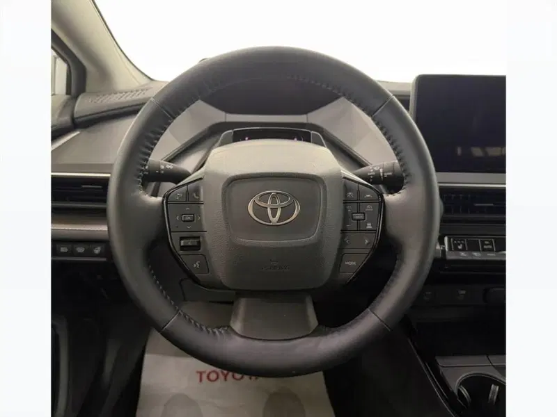 Toyota Prius Plug-in usata a Monza e Brianza (7)