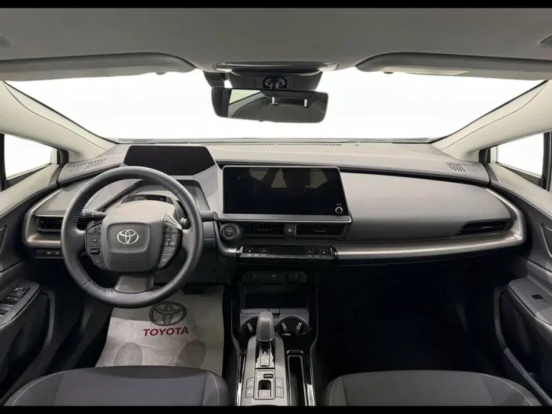Toyota Prius Plug-in usata a Monza e Brianza (8)