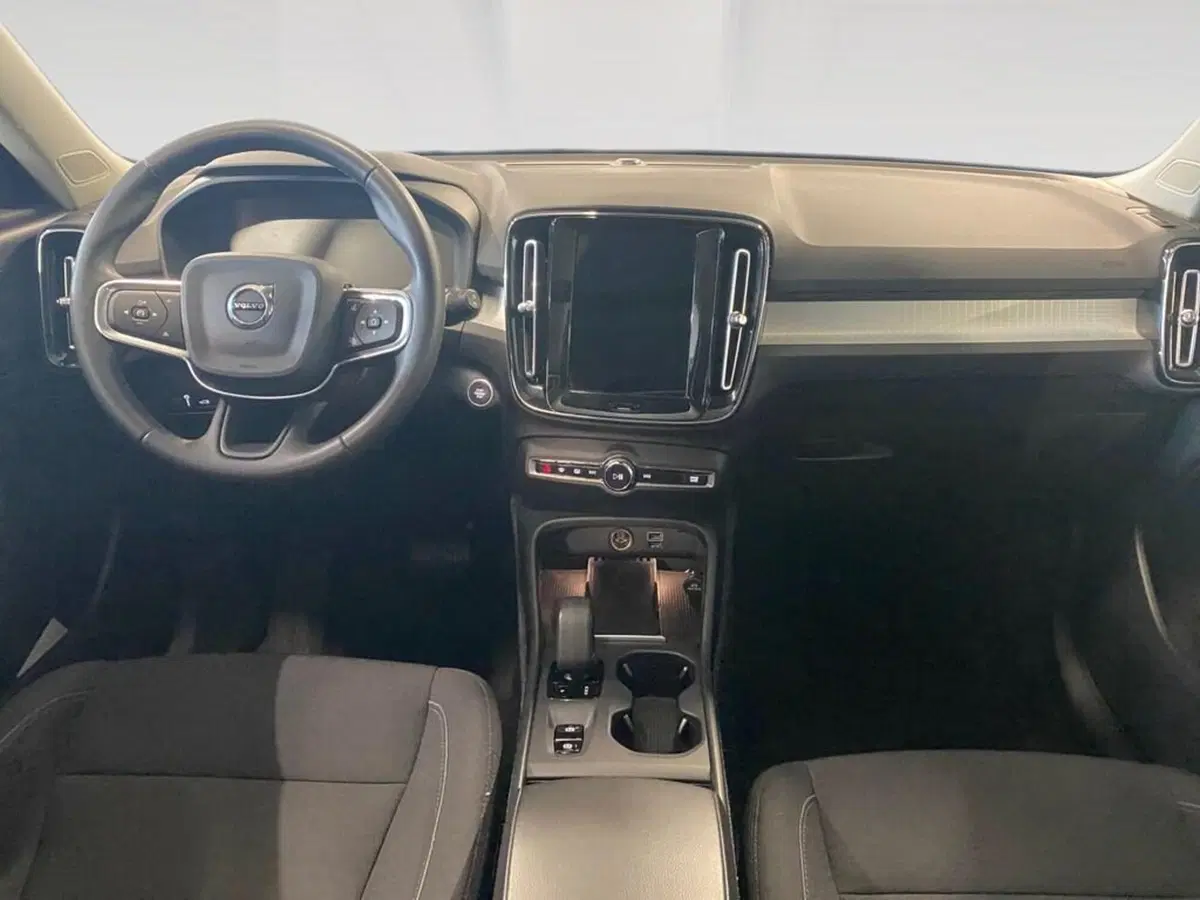 Volvo XC40 usata a Torino (6)