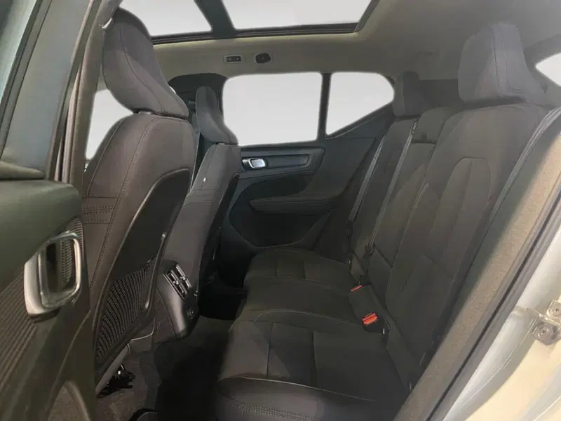 Volvo XC40 usata a Torino (8)