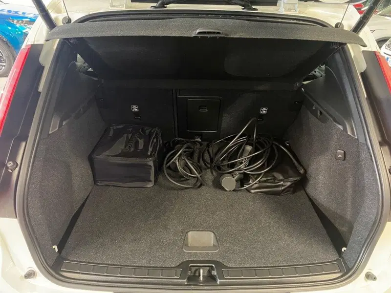 Volvo XC40 usata a Torino (9)