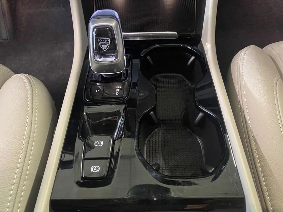 Volvo XC40 usata a Torino (12)