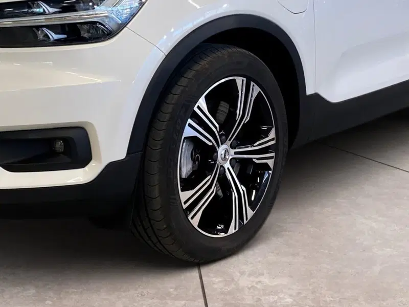Volvo XC40 usata a Torino (15)