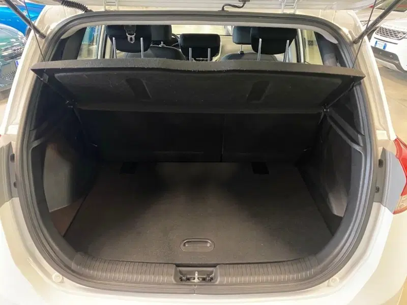 Hyundai ix20 usata a Torino (8)