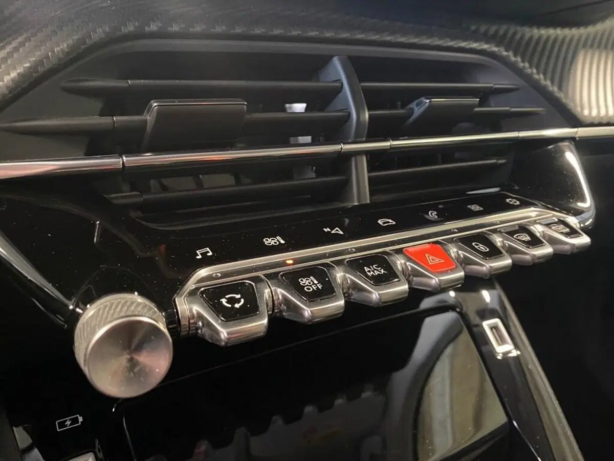 Peugeot 2008 usata a Torino (11)