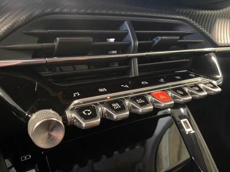 Peugeot 2008 usata a Torino (11)
