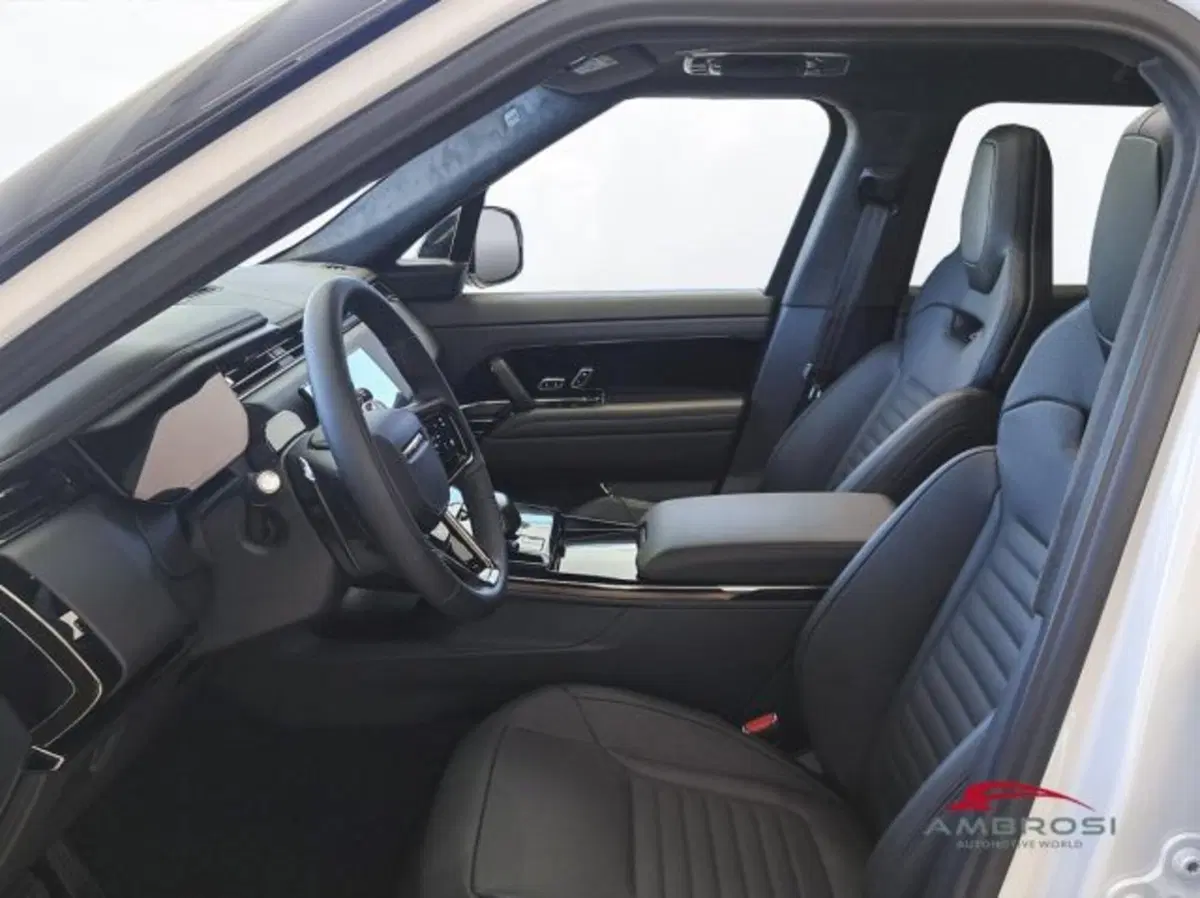 Land Rover Range Rover Sport nuova a Perugia (8)