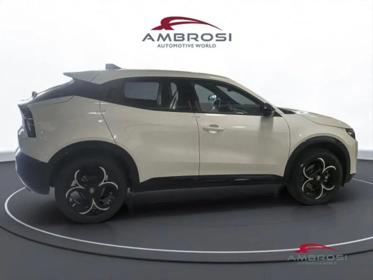 Alfa Romeo Junior nuova a Perugia (2)