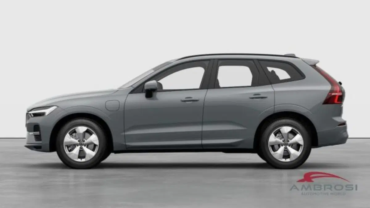 Volvo XC60 nuova a Perugia (2)