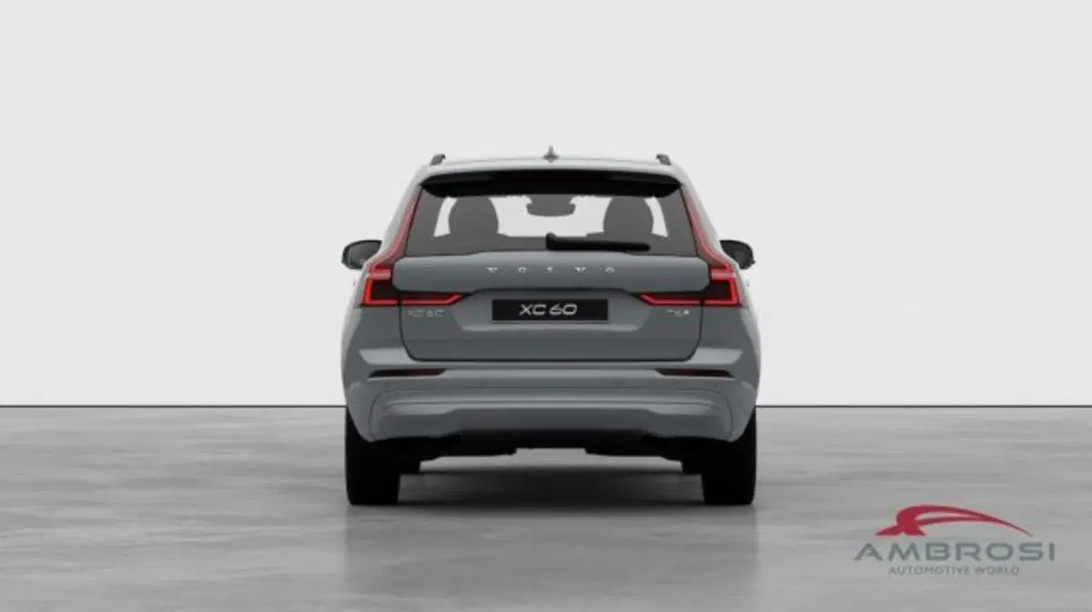 Volvo XC60 nuova a Perugia (8)