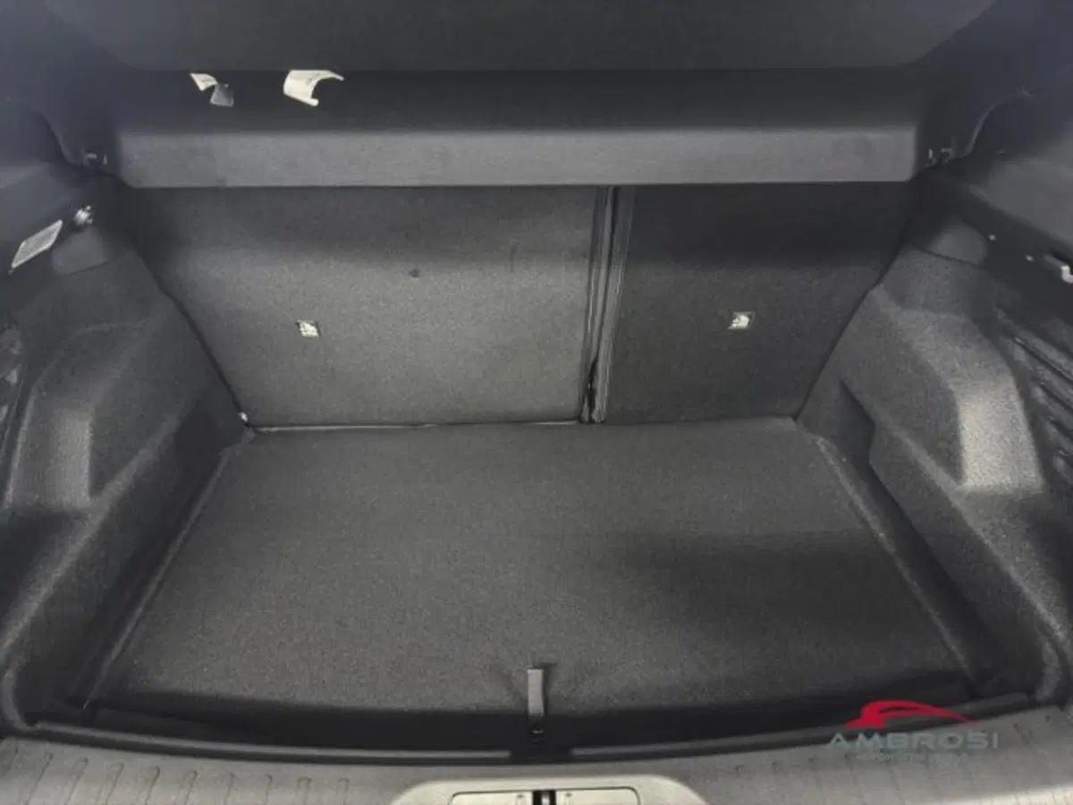 Alfa Romeo Junior nuova a Perugia (9)