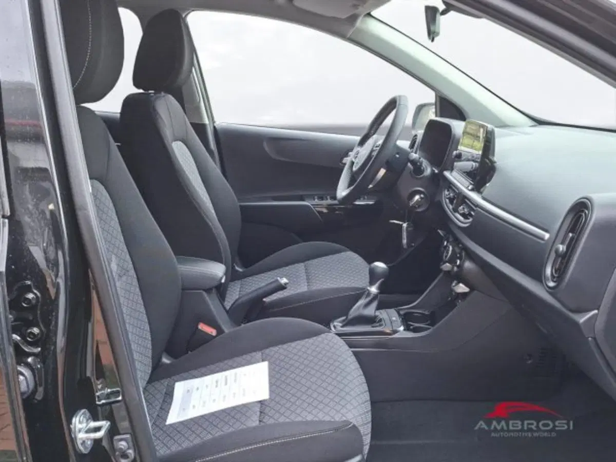 Kia Picanto nuova a Perugia (12)