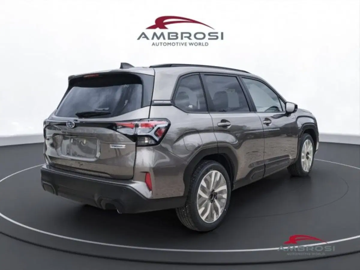 Subaru Forester nuova a Perugia (3)