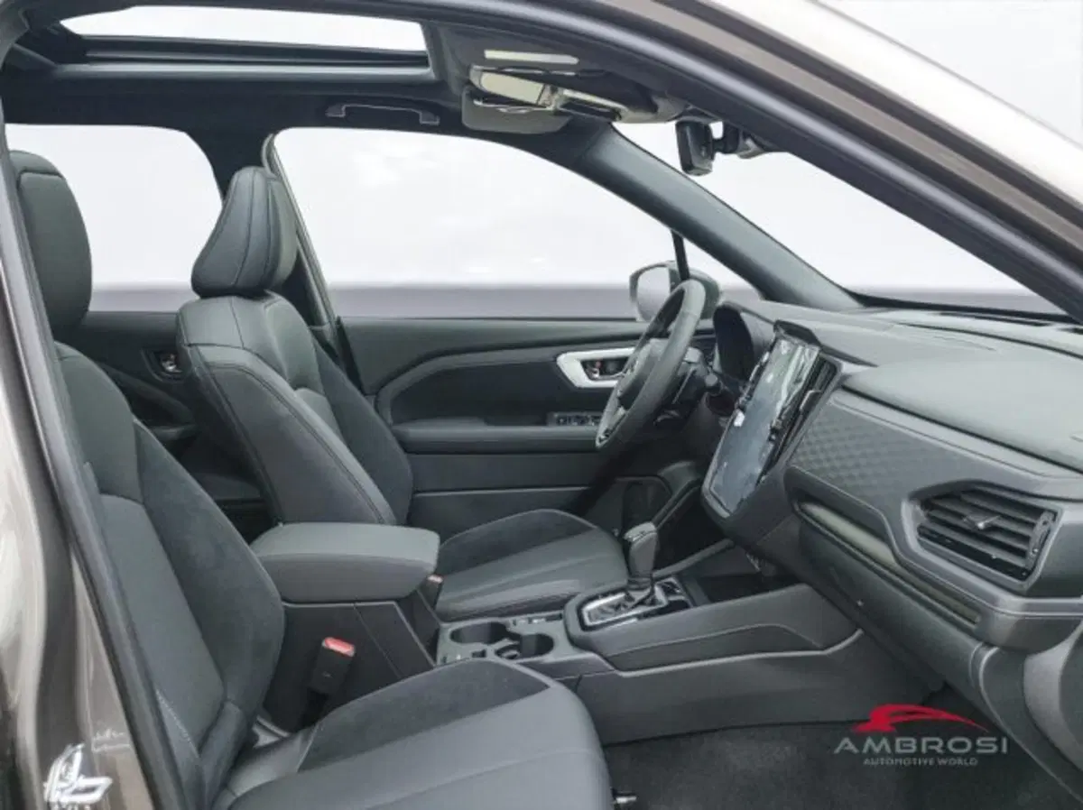 Subaru Forester nuova a Perugia (9)