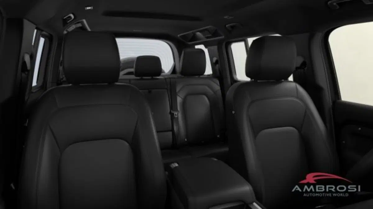 Land Rover Defender nuova a Perugia (6)