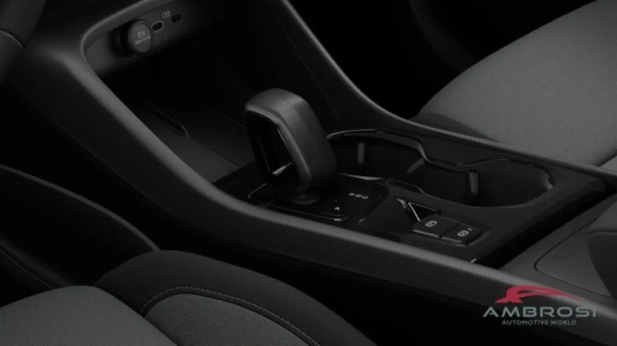 Volvo XC40 nuova a Perugia (15)